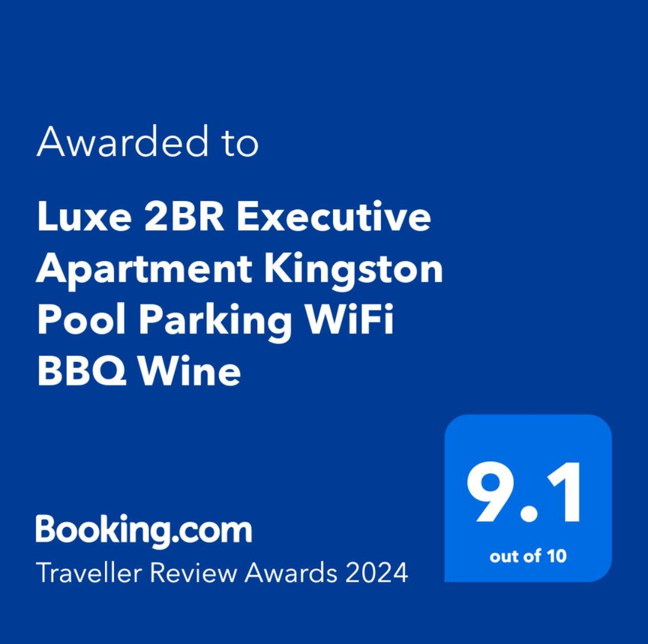 Luxe 2Br Executive Apartment Kingston Pool Parking Wifi Bbq Wine ภายนอก รูปภาพ